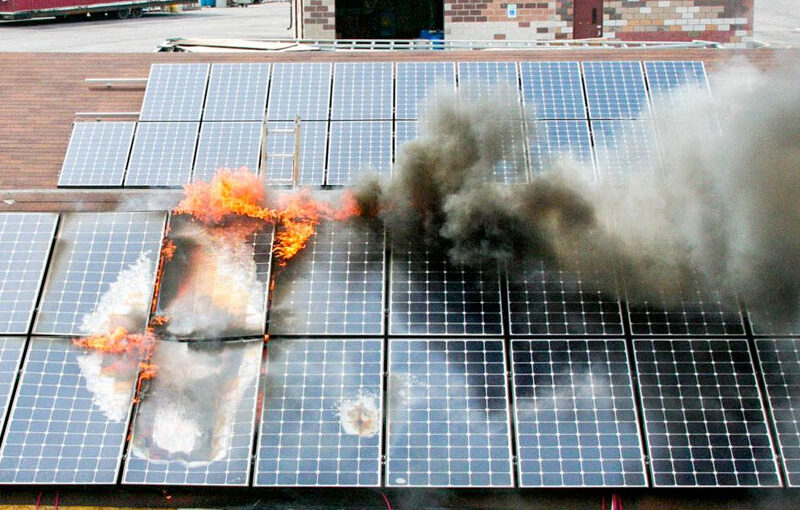 Bombeiros solicitam normas para conter incêndios em sistemas solares